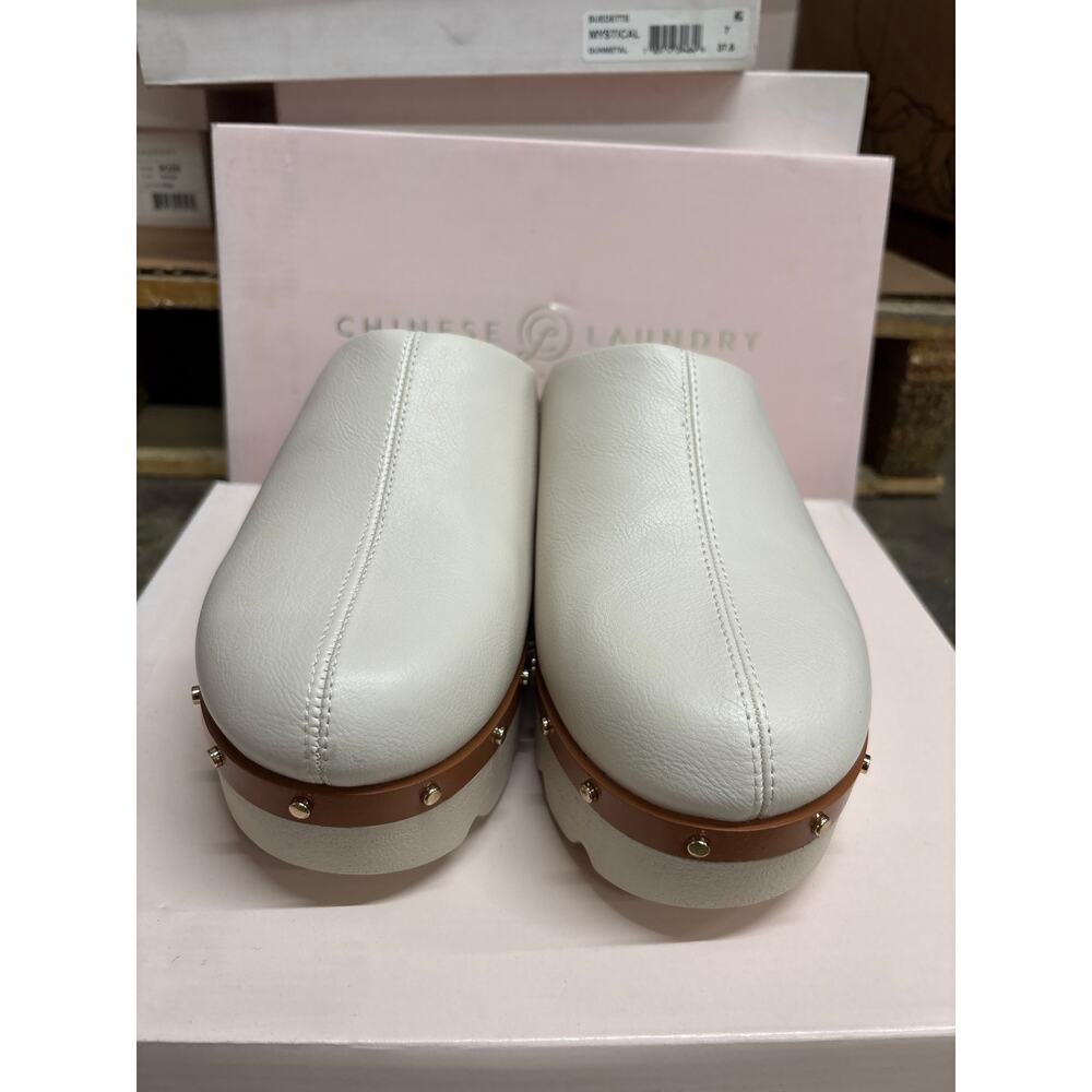 New in box Sz 8 Maggie Platform Clog Chinese Laundry leather very lightweight - Picture 2 of 5